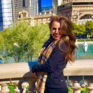 Meet your Posher, Amy